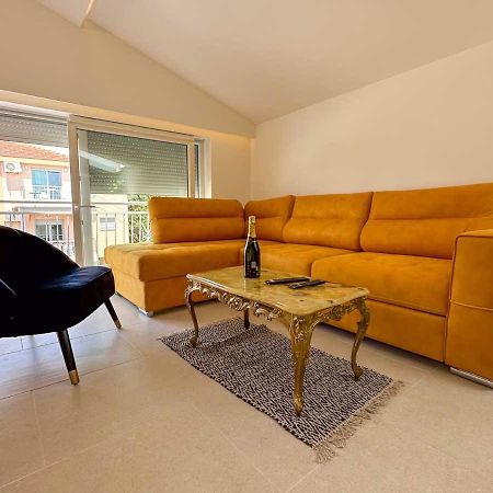 Apartments Infinity Tivat Exterior foto